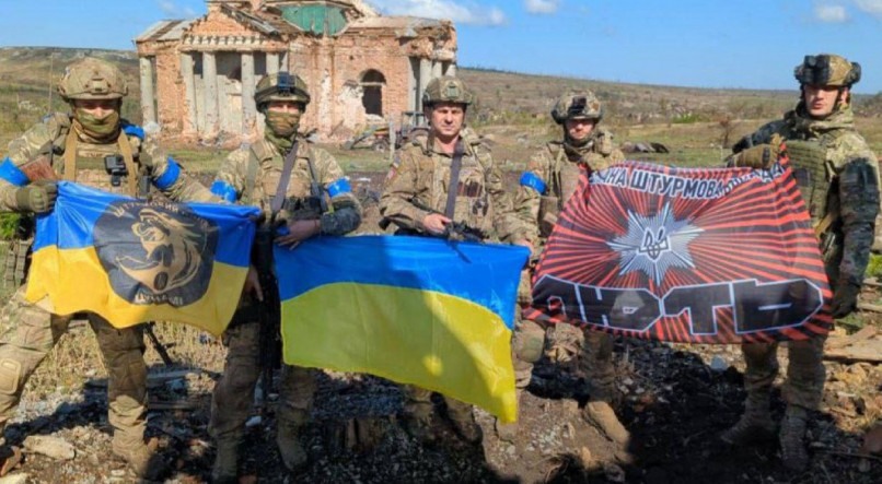 Forças militares da Ucrânia retomaram o povoado de Klishchiivka, ao sul da cidade de Bakhmut