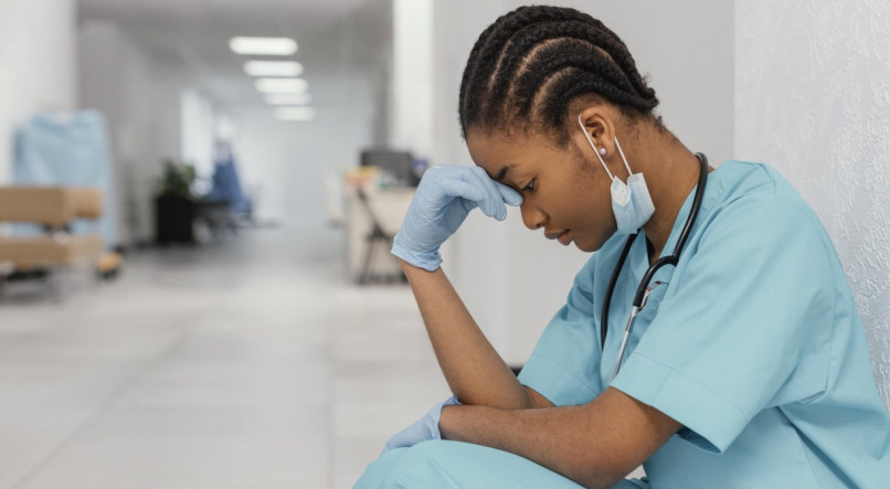 Empresas podem ser denunciadas pelo atraso no pagamento do piso salarial enfermagem