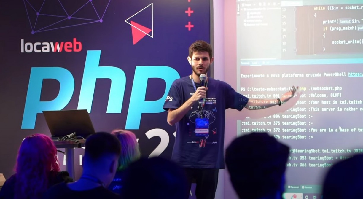 PHP Community Summit 2023: evento reúne desenvolvedores e profissionais sobre temas relacionados à PHP