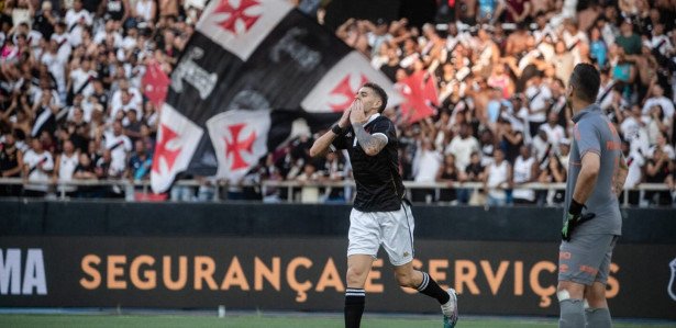 Onde vai passar o jogo do SANTOS x VASCO hoje (01/10)? Passa na GLOBO ou  SPORTV? Veja onde assistir SANTOS x VASCO ao vivo com imagens - Portal da  Torcida