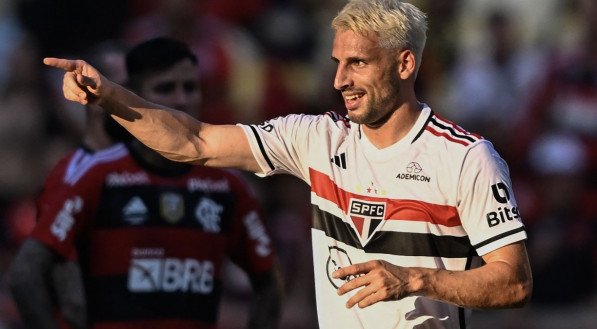 Lesionado, Calleri desfalca o S&atilde;o Paulo no cl&aacute;ssico contra o Palmeiras pela 29&ordf; rodada do Brasileir&atilde;o