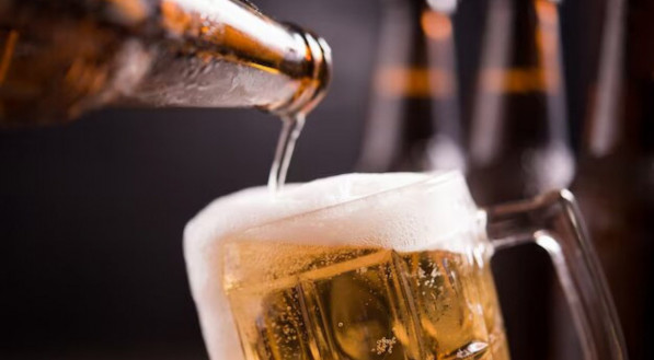 N&uacute;mero de cervejarias no Brasil cresceu 6,8% em 2023