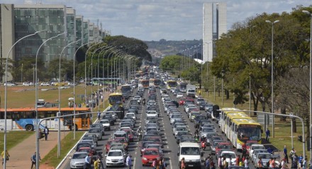 Brasília, por exemplo, teve um aumento de 35% no percentual de congestionamento em 2023