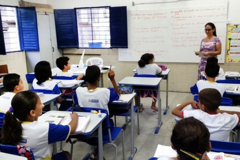 Para que uma sociedade prospere, é essencial valorizar seus professores