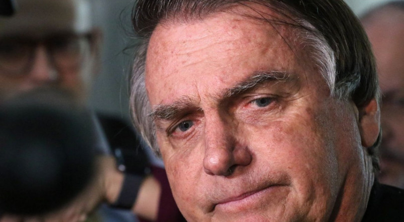 Bolsonaro fala ap&oacute;s apontamento por ve&iacute;culo de que Domingos Braz&atilde;o seria o mandante do assassinato de Marielle Franco. O ex-presidente indicou al&iacute;vio por proximidade do fim do caso