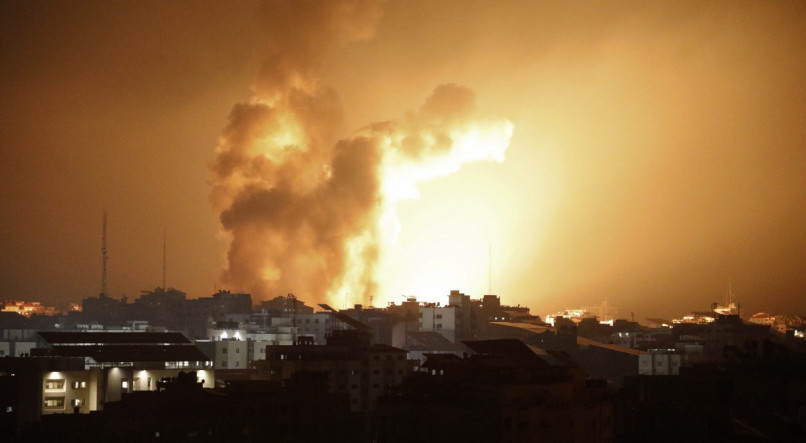 O ataque do movimento palestino Hamas a Israel aconteceu neste sábado (7)