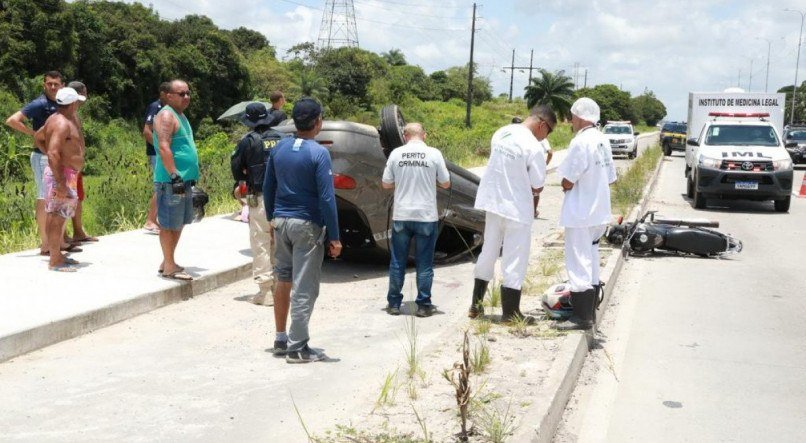 A PRF foi acionada &agrave;s 8h40 para atender um sinistro de tr&acirc;nsito no Km 6,8 da BR-232, no Curado