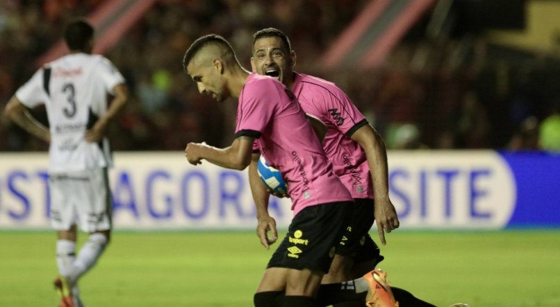 O Sport ficou apenas no empate contra a Ponte Preta na rodada passada da Série B