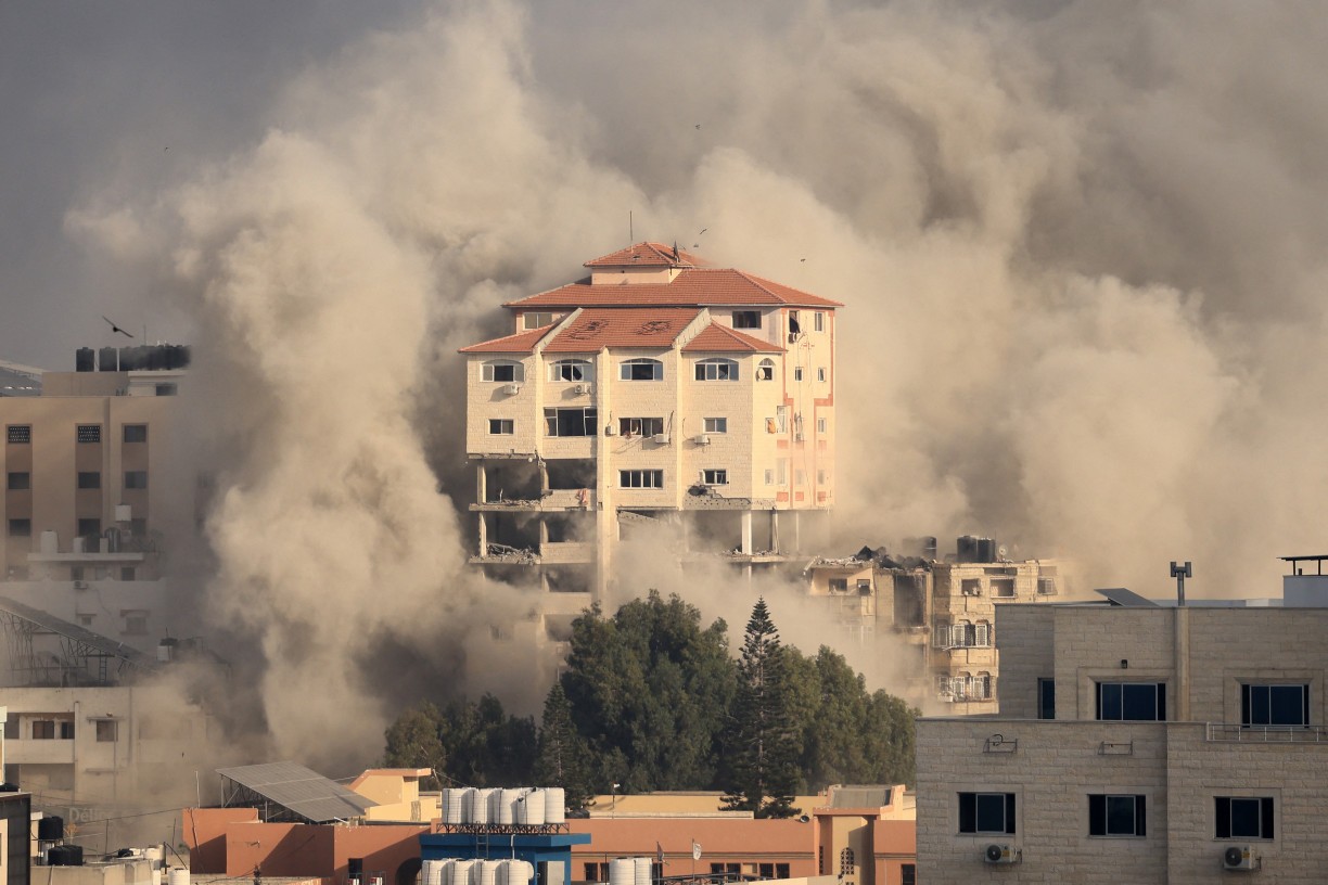 Fumaça após o bombardeio israelense na Faixa de Gaza neste 11 de outubro