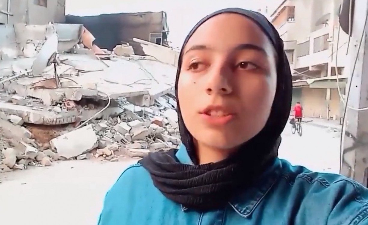 Shahed Al Banna, de 18 anos, é uma das brasileiras que está tentando sair da Faixa de Gaza