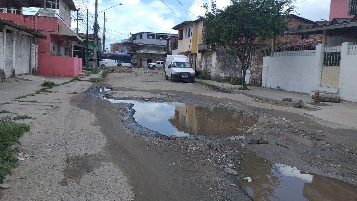 Rua Senhor do Bonfim espera por milagre em Jaboatão dos Guararapes