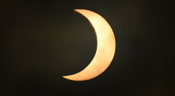 Eclipse solar anular em Bogotá, na Colômbia