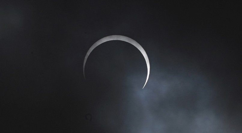 Eclipse solar anular em Bogotá, na Colômbia