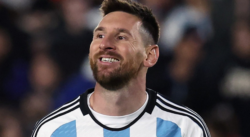 Messi durante jogo da Argentina pelas Eliminatórias da Copa 2026