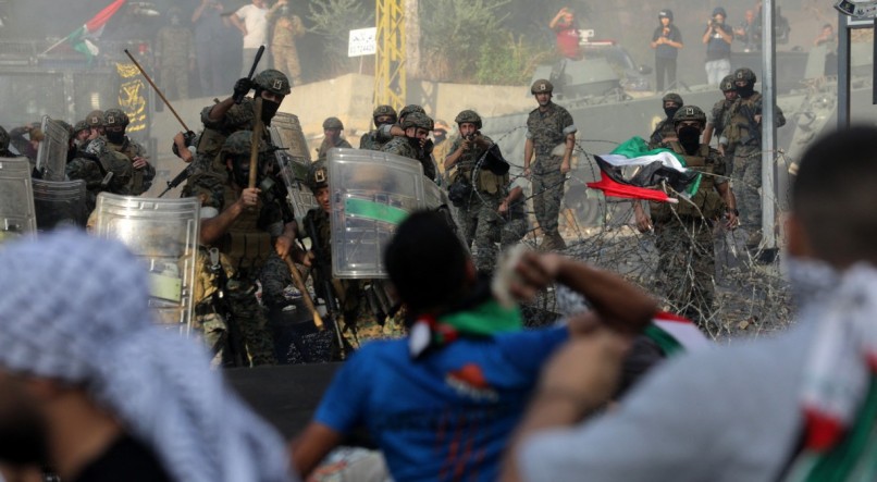 No Líbano, manifestantes entraram em confronto com as forças de segurança
