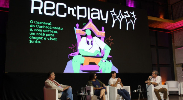 REC'n'Play 2023 contou com debate entre João Campos, Luciana Santos e Alexandre Amorim, mediado por Chico Saboya.