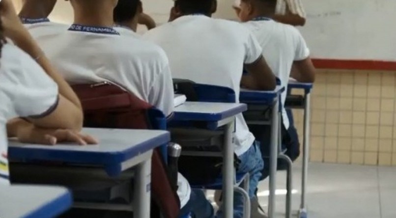Documentário traz relatos de estudantes da Escola de Referência em Ensino Médio (Erem) Dom Vital, localizada no bairro de Casa Amarela, Zona Norte do Recife