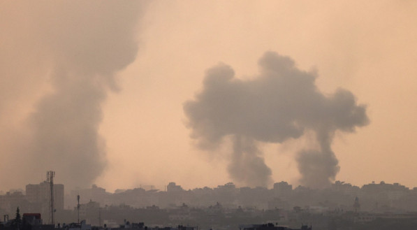 Conflito entre Israel e Hamas segue com ataques intensos