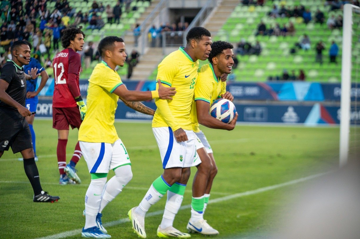 FUTEBOL AMERICANO: Indians joga por vitória hoje diante Gravataí Spartans  para continuar vivo no Brasileiro