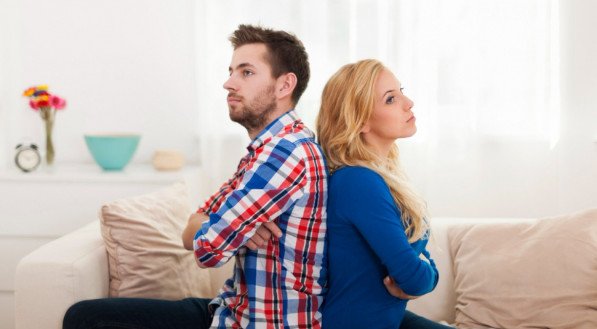 SIMPATIA PARA SEPARAR CASAL COM ÁGUA FERVENDO: Veja como 3 MANEIRAS de SEPARAR um CASAL com simpatias
