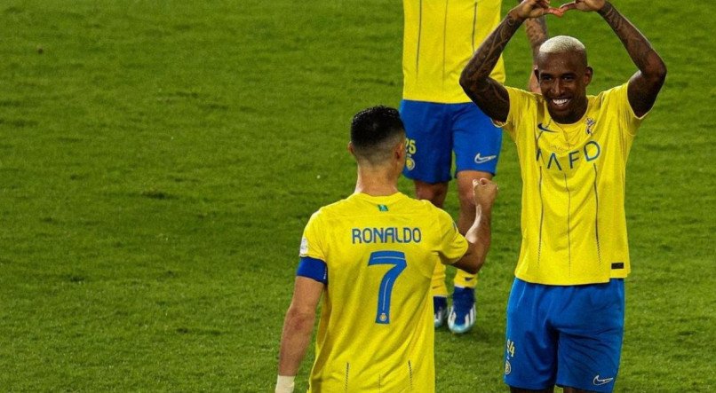Cristiano Ronaldo e Talisca são titulares no ataque do Al-Nassr