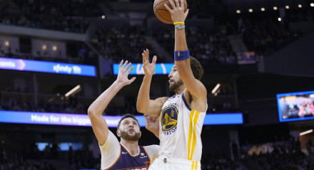 O Golden State Warriors, de Klay Thompson, visita o Sacramento Kings nesta sexta (27) pela temporada regular da NBA
