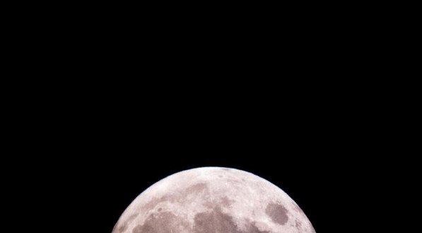 Veja que horas vai ser o eclipse lunar Brasil neste sábado