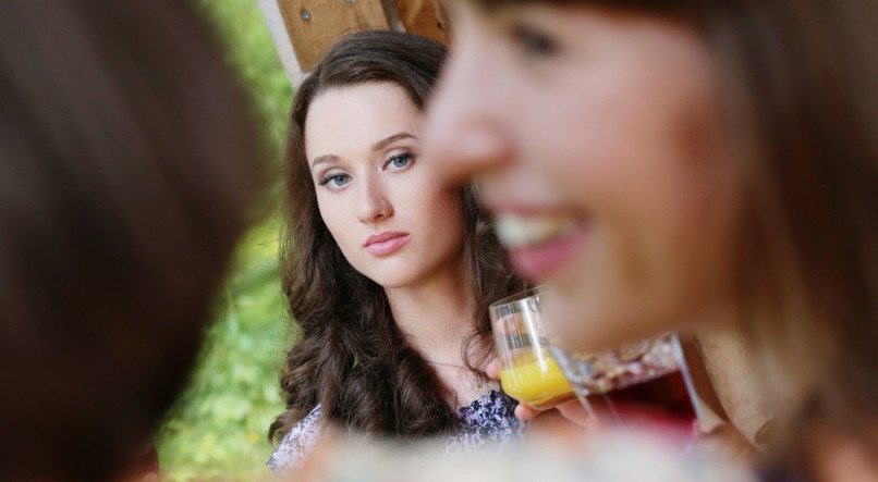 Outdoor, outside. People on the picnic / inveja