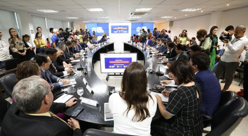 Governadora Raquel Lyra se reuniu com deputados para abrir canal de diálogo