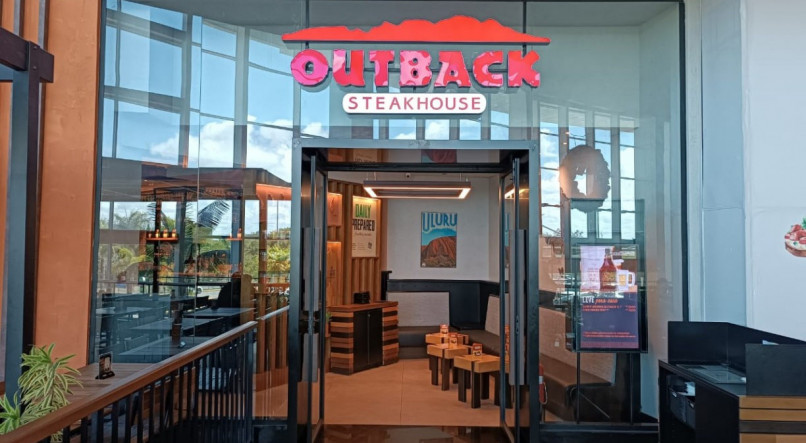 Outback anuncia reforma do restaurante localizado no Rio Mar Recife que abrange reestrutura&ccedil;&atilde;o completa, novidades no menu, entre outras novidades pensando nas confraterniza&ccedil;&otilde;es de fim de ano
