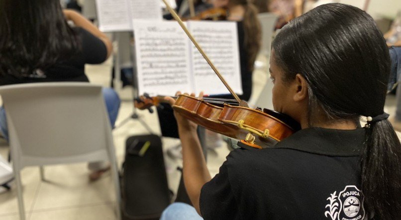 Orquestra Crian&ccedil;a Cidad&atilde; viajou ao Vaticano para se apresentar ao Papa 