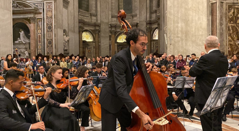 Antonino Tertuliano foi convidado para participar do Concerto pela Paz com a Orquestra Criança Cidadã em Roma, na Itália