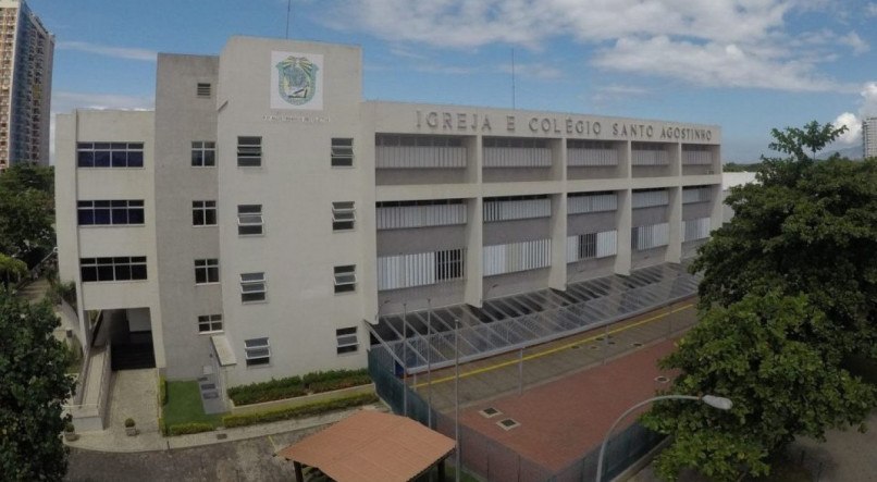  Os pais das vítimas procuraram tanto a 16.ª DP na Barra da Tijuca como a Delegacia de Proteção à Criança e ao Adolescente