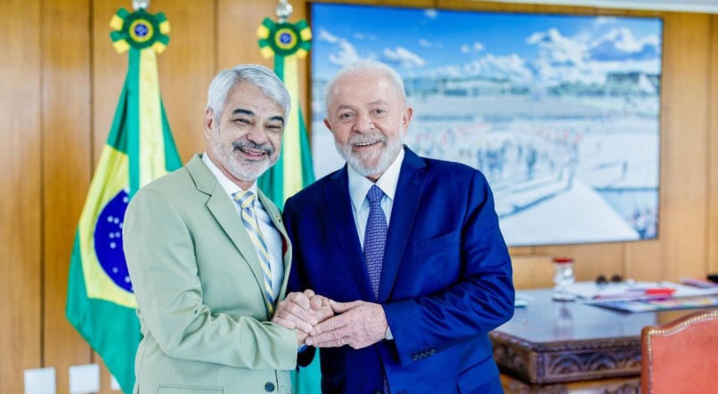 Lula e Humberto discutem futuro do PT para as eleições municipais 