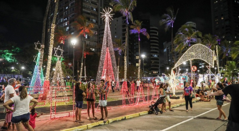 Decoração natalina do Recife já começa a ser vista neste mês de novembro