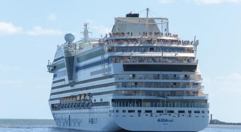 Navio da AIDA Cruises, o AIDAsol partiu de Hamburgo, na Alemanha
