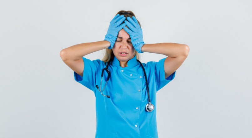 Sindicatos e enfermeiros apontam atraso no pagamento do piso salarial da enfermafem 