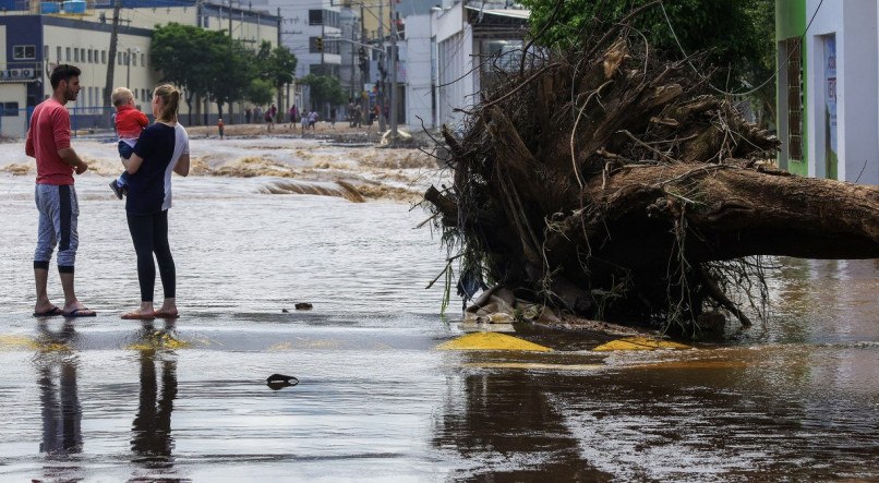 Chuvas j&aacute; causaram transtornos e mortes no Rio Grande do Sul