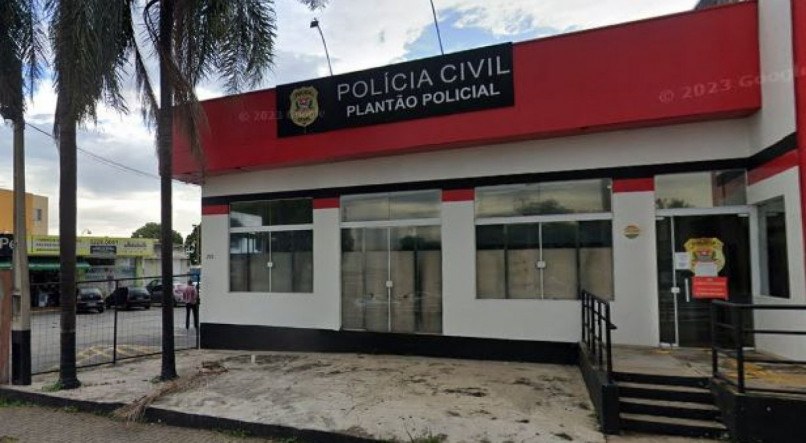 O suspeito foi preso e o caso foi registrado na 2ª Delegacia Seccional de Campinas.
