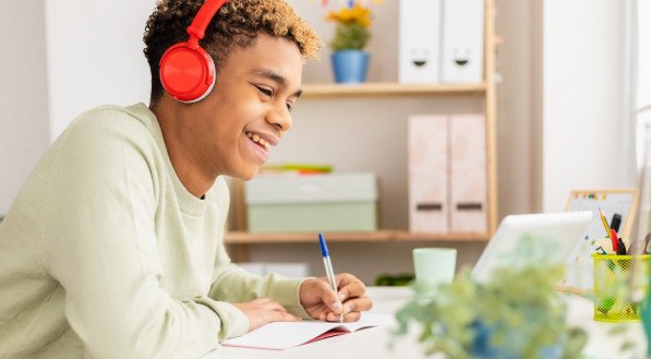 Veja como estudar para o concurso da Caixa Econômica Federal