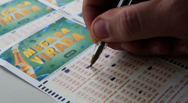 Loteria Dupla Sena, da Caixa, tem resultado divulgado nesta segunda-feira (10)