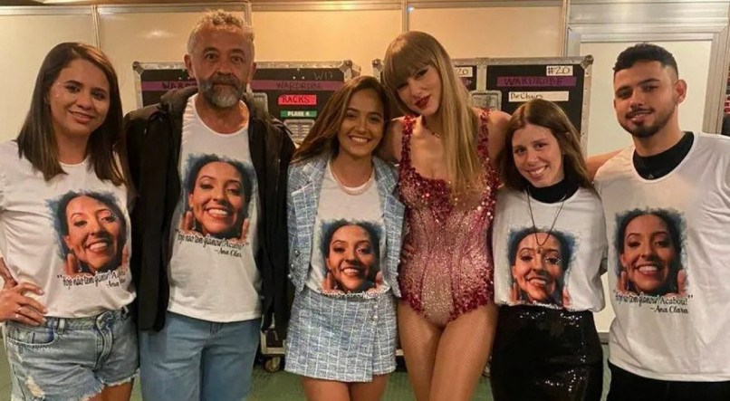 Taylor Swift com família da fã Ana Ana Clara Benevides