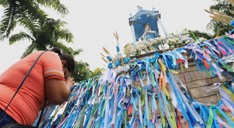 Morro da Conceição - Nossa Senhora da Conceição - Festa do Morro - Santa - Comércio - Igreja - Festa - Religião 