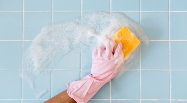 Dê adeus ao porcelanato e conheça esse material mais durável e econômico para interiores