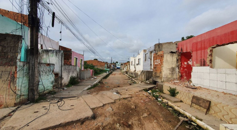 Situação em Maceió permanece preocupante por causa dos riscos de desmoronamento