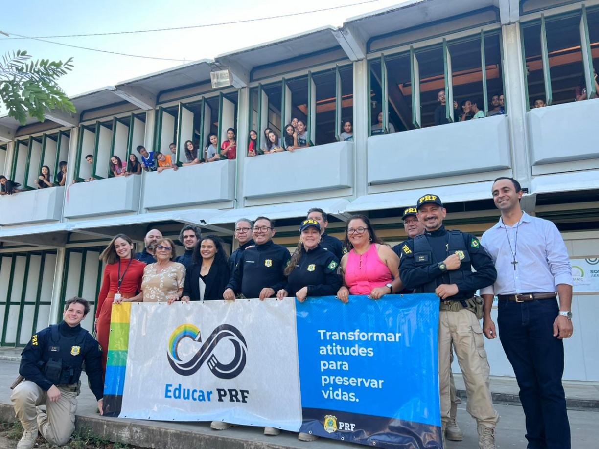 PRF promove projeto de educação para o trânsito em escolas de Bezerro