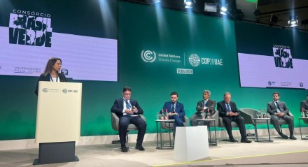 Governadora de Pernambuco, Raquel Lyra assumiu compromisso de investimento em hidrogênio verde durante a COP 28