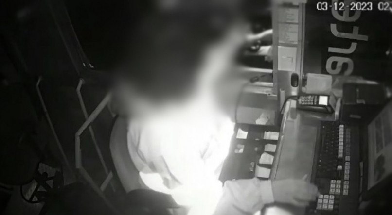Policial militar é preso após exibir pênis para funcionária em cabine de pedágio