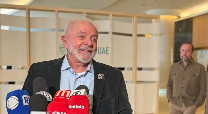 O presidente Lula ainda em Dubai, desmente o presidente da Petrobras, Jean Paul Prates sobre a criada da Petrobras Arábia 
