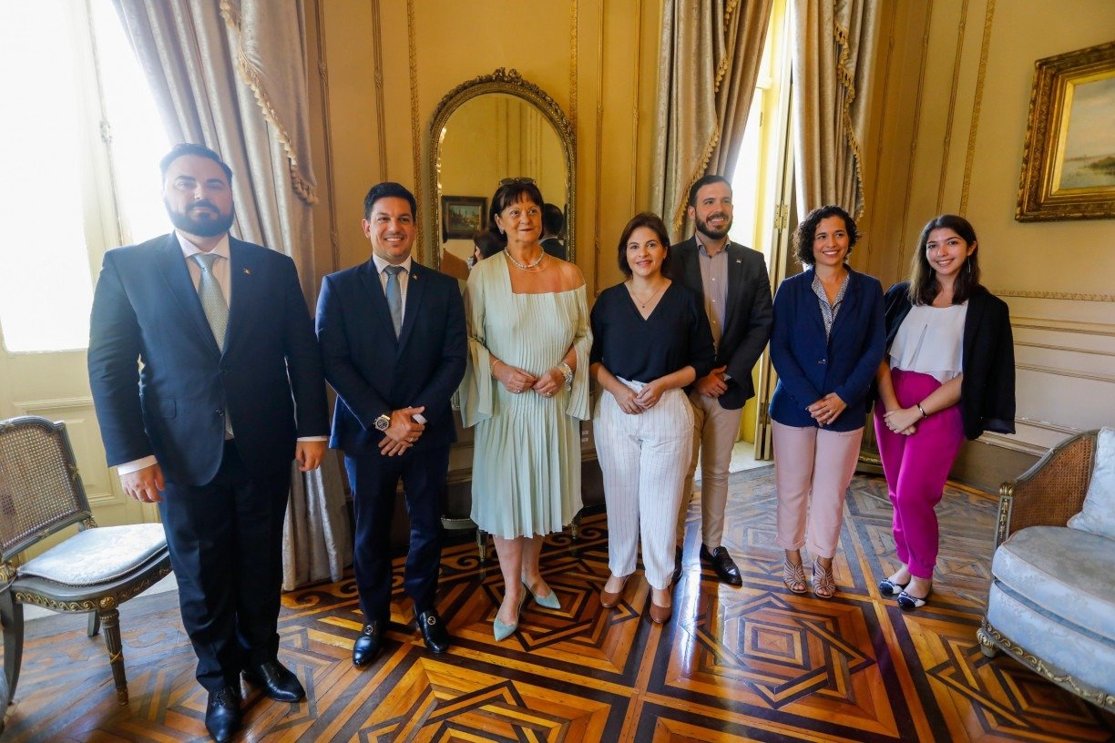 Priscila Krause e embaixadora da Romênia discutem expansão de parcerias no Estado